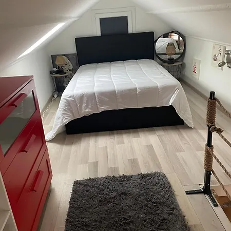 Vakantiehuis House In Juan-les-pins,