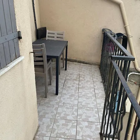 House In Juan-les-pins, Vakantiehuis *